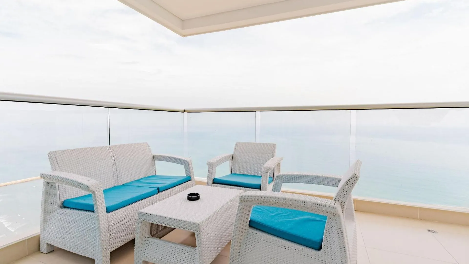 U-Go Palmetto Beach - Lujo Frente Al Mar Cartagena